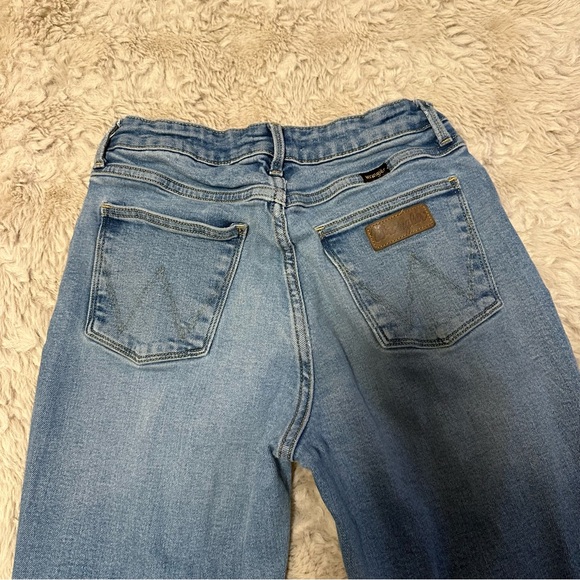 Wrangler High Rise Boot Cut Jeans 27x32 - Picture 4 of 6